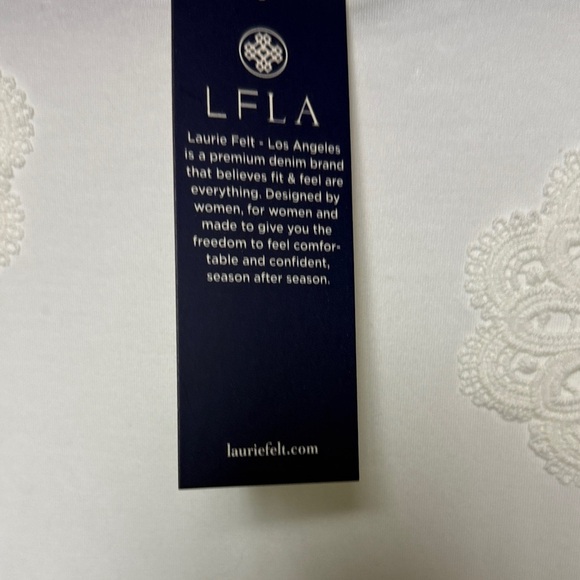 Laurie Felt Off White Lace Accent Short Sleeve Tee - Picture 4 of 10